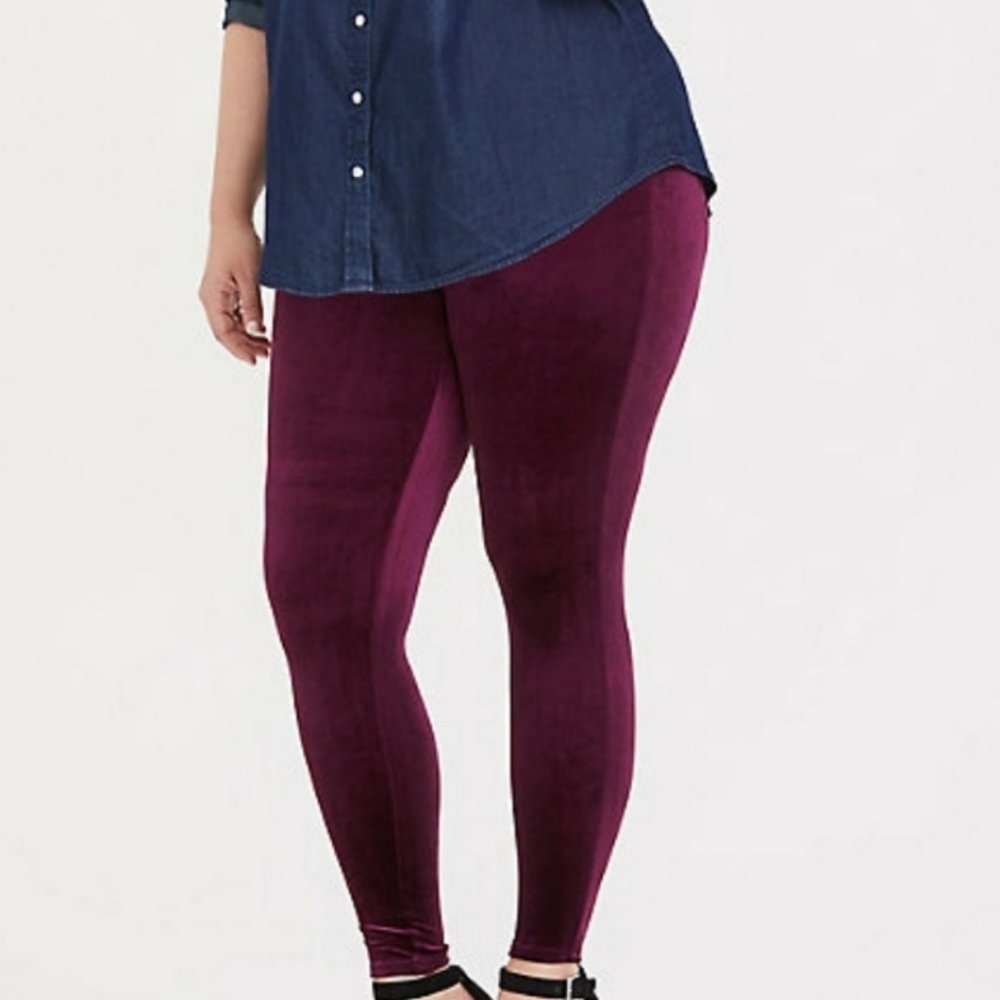 Torrid 2x Velvet burgundy leggings